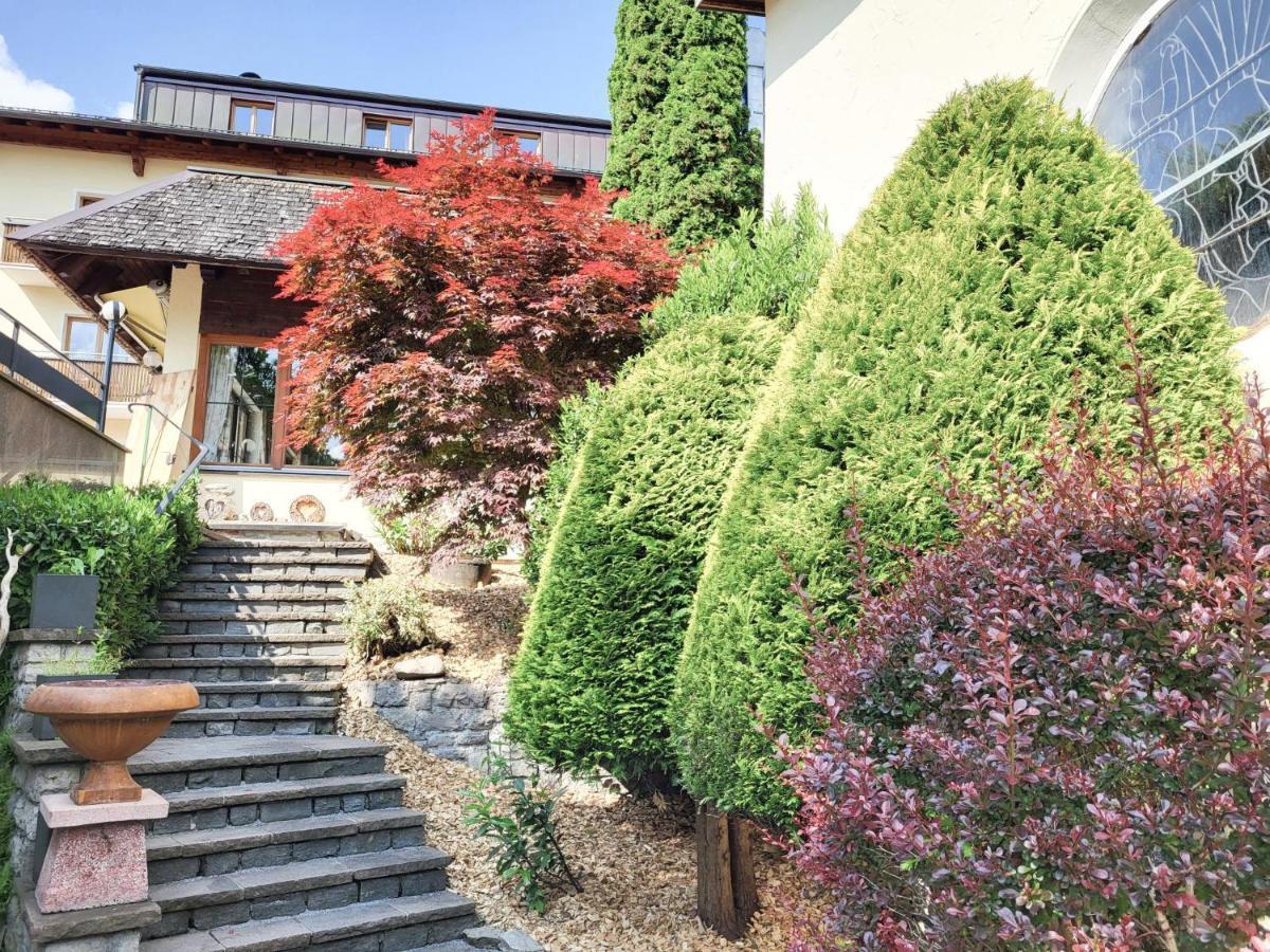 Wanderhotel Garni Cresta Schruns Exterior foto
